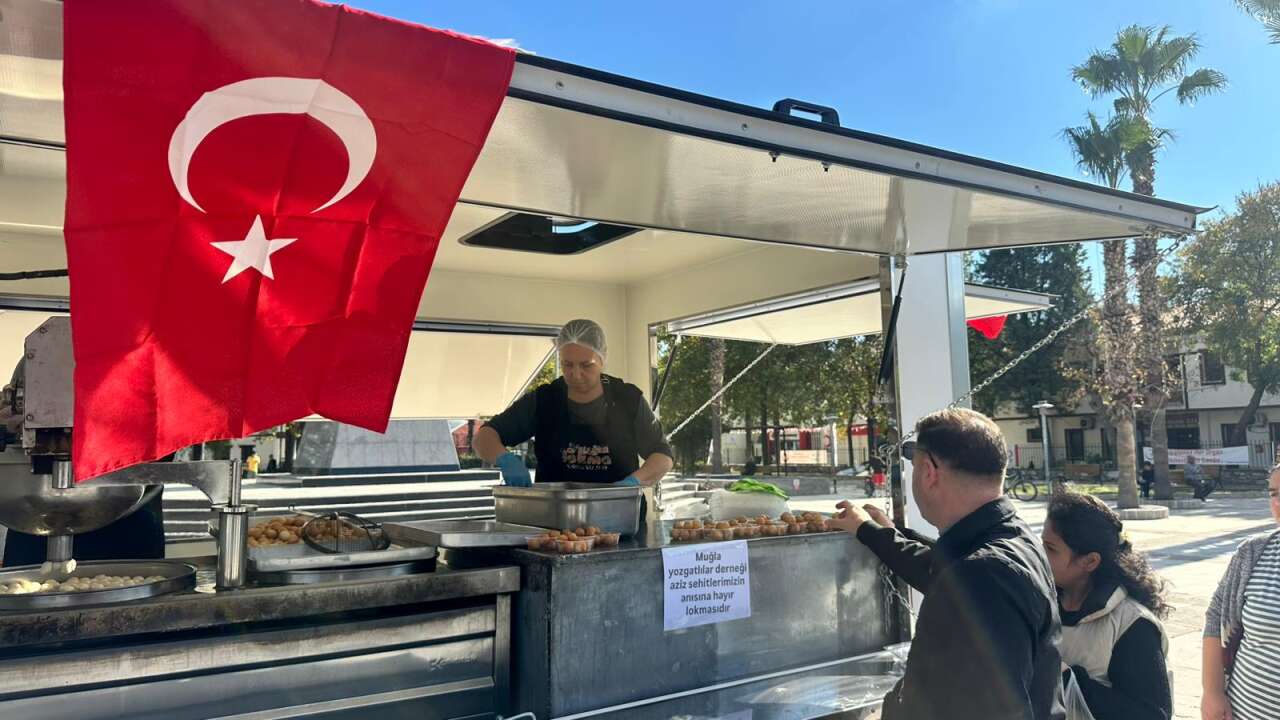 Muğla Yozgatlılar Derneği ve Fethiye AK Gençlik’ten Şehitler İçin Lokma Hayrı 5